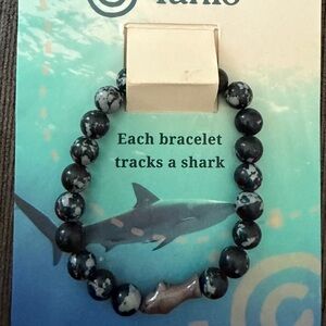 Fahlo Beaded Shark Bracelet - Tracks a Shark
